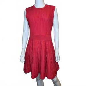 Ted Baker Red sleeveless knit cocktail dress with scallop trim size 4 Christmas!